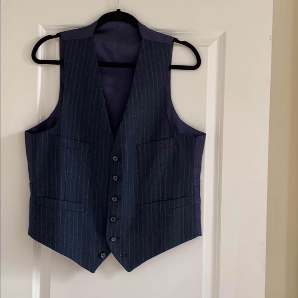 Daks Vest